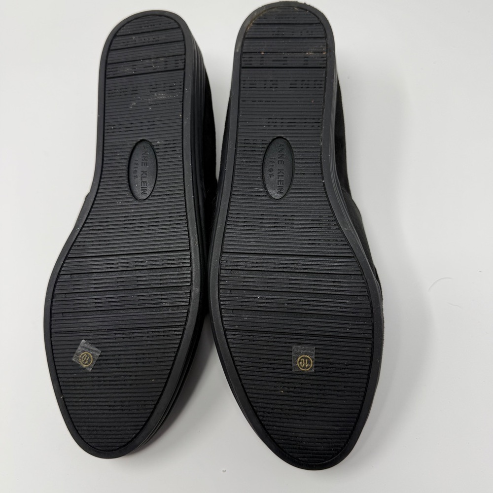 Anne Klein Jada Black Faux Suede Zipper Accent Detail Slip-On Shoes Size 10 - Picture 7 of 13